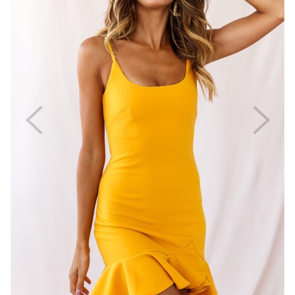 Yellow bodycon dress. No tears, rips, cuts